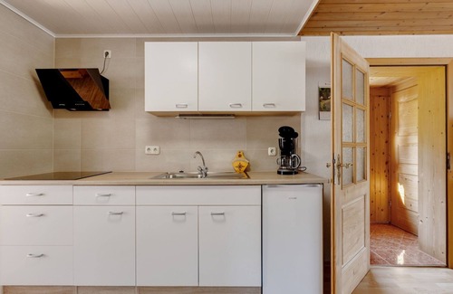 Schleusegrund House | Ferienhaus in Schצnbrunn mit Garten