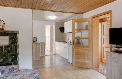 Schleusegrund House | Ferienhaus in Schצnbrunn mit Garten