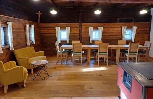 Fotschach House | Ferienhaus KAUSCHLERHOF