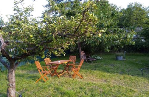 Bodstedt House | Ferienhaus Kranichhorst - Exklusiv-Nutzung mit großem Garten und Strandnähe