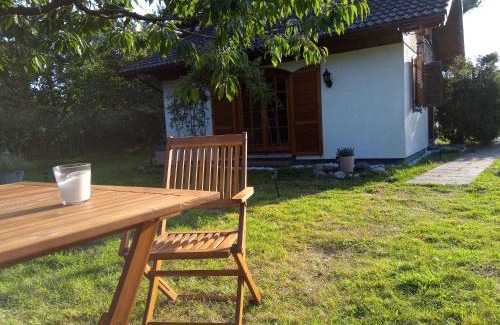 Bodstedt House | Ferienhaus Kranichhorst - Exklusiv-Nutzung mit großem Garten und Strandnähe