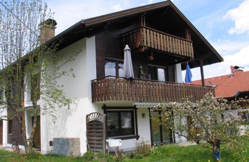 Lechbruck Apartment | Ferienhaus Lang