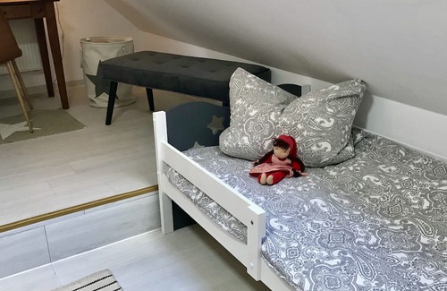 Finsterwalde Apartment | Ferienhaus mit 65 qm, 2 Schlafzimmer für Max. 6 Personen
