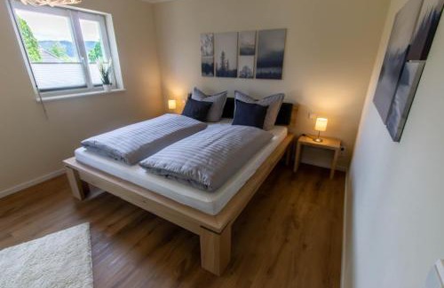 Koppelberg Apartment | Ferienhaus Moselhöhe - 2023 neu renoviert, mit Design-Ausstattung & großem Garten