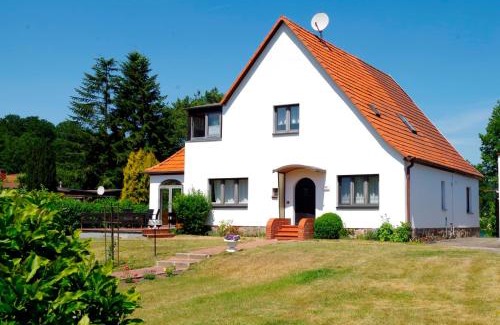 Feldberger Seenlandschaft Apartment | Ferienhaus Regner „Das Anwesen am See“ *