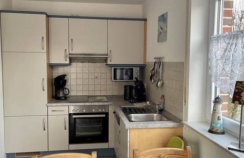 Hamswehrum House | Ferienhaus Seehund on the East Frisian North Sea coast with 3 bedrooms