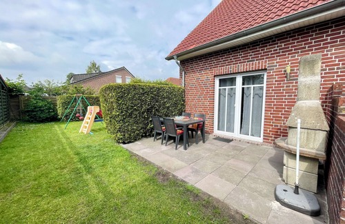 Hamswehrum House | Ferienhaus Seehund on the East Frisian North Sea coast with 3 bedrooms