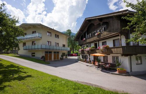 Kapfing Apartment | Ferienhaus Stoanerhof