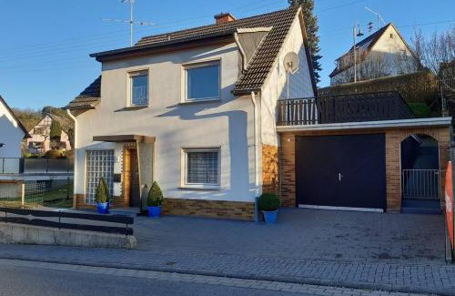 Wimbach House | Ferienhaus Urban mit Garage
