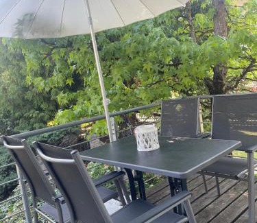 Bodman-Ludwigshafen Apartment | Ferienresidenz Seegarten Andrea - Seezugang und Schwimmbad