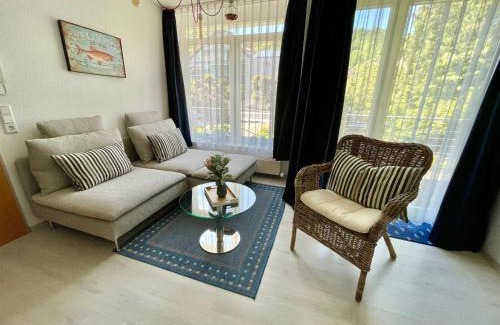 Bodman-Ludwigshafen Apartment | Ferienresidenz Seegarten Andrea - Seezugang und Schwimmbad