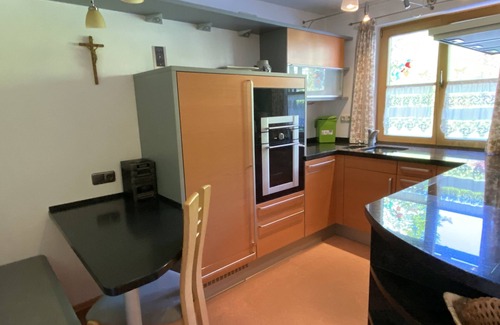 Schoenau am Koenigssee Apartment | Ferienwohnung 4, 2-4 Personen - 65 qm - mit 2 separaten Schlafzimmern, Balkon, Nichtraucher