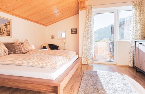 Telfes im Stubai Other | Ferienwohnung für 2-6 Personen Panoramblick auf die Stubaier Bergwelt