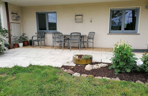 Karlburg Apartment | Ferienwohnung mit Terrasse