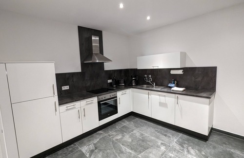 Ringsheim Apartment | Ferienwohnung 1OG - 70 qm -dirket am Bahnhof