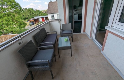 Ringsheim Apartment | Ferienwohnung 2.og - 70 qm - mit Garten - Dirket am Bahnhof