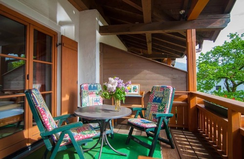 Ruhpolding Apartment | Ferienwohnung -4/1234- (70qm), Balkon, Küche extra, Holzofen, 2 Schlafzimmer und 1 Wohnzimmer, max 4 Pers, WLAN