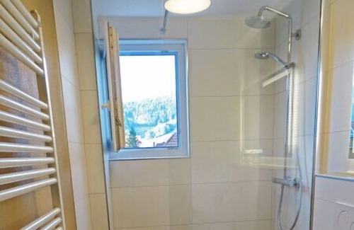 Hausach Apartment | Ferienwohnung 55qm, 2 Schlafzimmer, max. 3 Personen