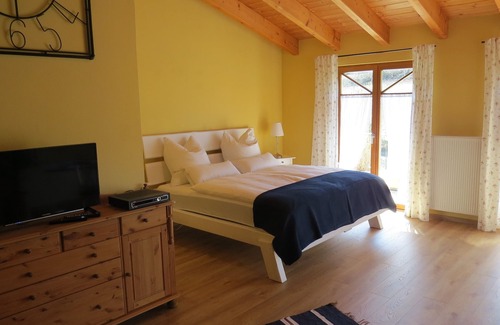 Albstadt Apartment | Ferienwohnung, 58qm, Balkon, 1 Wohn-/Schlafzimmer, max. 3 Pers.