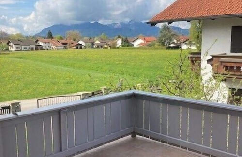 Feldwies Apartment | Ferienwohnung 80qm, 2 Schlafzimmer, Große Terrasse