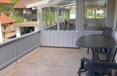 Feldwies Apartment | Ferienwohnung 80qm, 2 Schlafzimmer, Große Terrasse