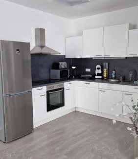 Engelsbrand Apartment | Ferienwohnung Alona