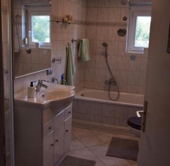 Schwalmstadt Apartment | Ferienwohnung am Schwalmufer