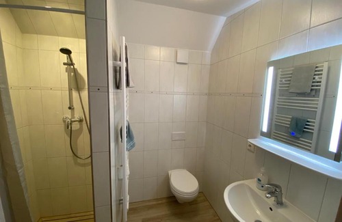 Sanitz Apartment | Ferienwohnung am Teufelsmoor -KEINE MONTEURE-