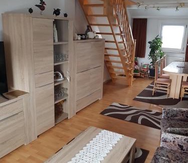 Oelsnitz/Erzgeb. Apartment | Ferienwohnung "Am Vaterlandsgrubenweg"