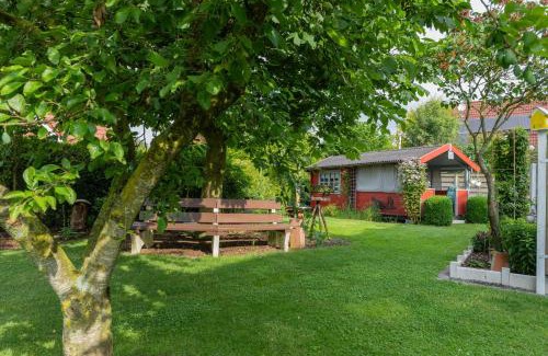 Hesel Apartment | Ferienwohnung Am Walde 35177