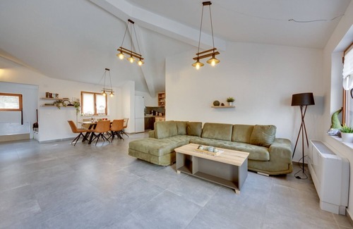 Bar Apartment | Ferienwohnung/app. für 4 Gäste mit 93m² in Zupci