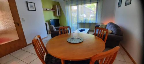 Brohltal Apartment | Ferienwohnung Bausenbergblick