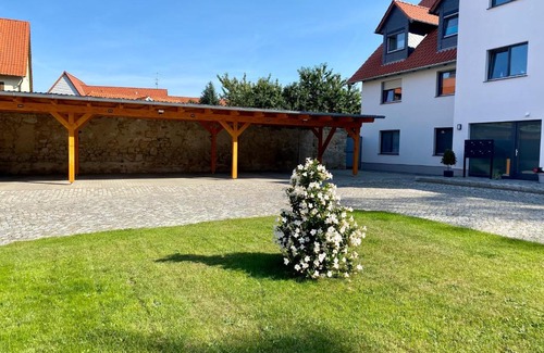 Ballenstedt Apartment | Ferienwohnung Bertchen - barrierefrei mit Südterrasse und Carport in ruhiger Altstadtlage von Ballenstedt