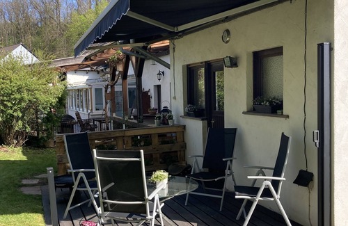 Nalbach Apartment | Ferienwohnung Bienenmelkers-inn