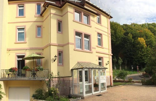 Baden-Baden Apartment | Ferienwohnung Business, 50qm, 1 Schlaf-wohnzimmer, Max. 2 Personen