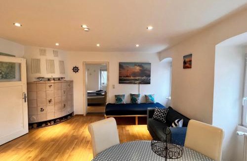 Malterdingen Apartment | Ferienwohnung Elfriede - WLAN, 2 Bäder, Küche, Freisitz, 2 Parkplätze, im Ortskern