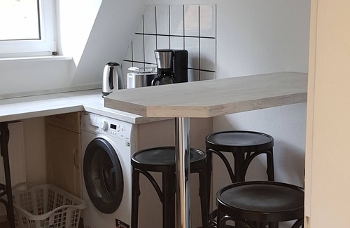 Emmendorf Apartment | Ferienwohnung für 4 Personen , 1 Doppelzimmer, 2 Einzelzimmer auf 2 Etagen