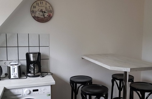 Emmendorf Apartment | Ferienwohnung für 4 Personen , 1 Doppelzimmer, 2 Einzelzimmer auf 2 Etagen