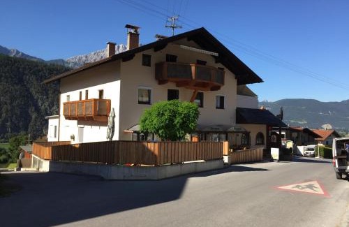 Rietz Apartment | Ferienwohnung Familie Meinschad