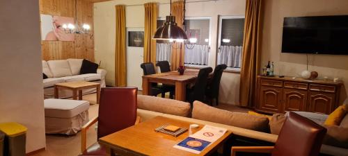 Stadtbezirk West Apartment | Ferienwohnung Halle/Lettin
