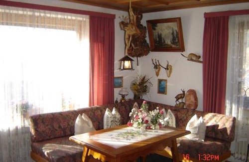 Oberau Apartment | Ferienwohnung Haus Bergrast