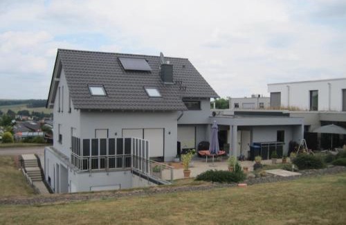 Hirzweiler Apartment | Ferienwohnung-Haus-Perkow