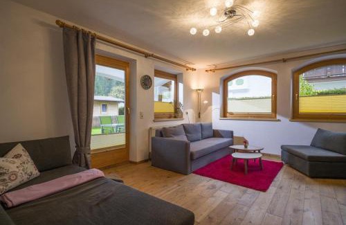 Soell Apartment | Ferienwohnung Hauser