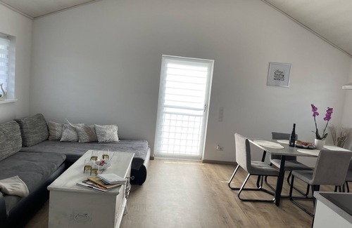 Niederlustadt Apartment | Ferienwohnung im Pfalz