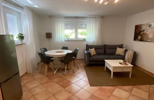 Herbolzheim Apartment | Ferienwohnung im Sand
