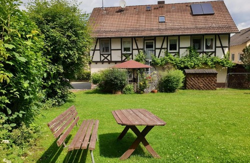 Bad Zwesten Apartment | Ferienwohnung im Urfftal