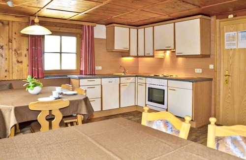 Kappl Apartment | Ferienwohnung in Tiroler Stil