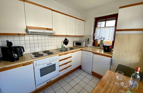 Gustow Apartment | Ferienwohnung "Kapitän Hook" mit Sonnenterrasse & Garten zwischen Strand, Wald & Wiese auf Rügen!