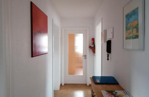 Moessingen Apartment | Ferienwohnung Kirsch-kern
