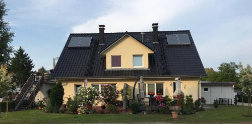 Mirowdorf Apartment | Ferienwohnung „Kranich“